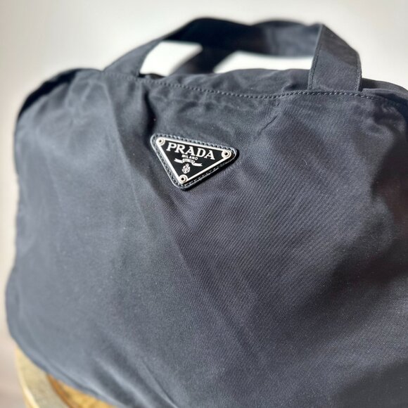 Preloved Prada Nylon Handbag Black with COA - Picture 3 of 9